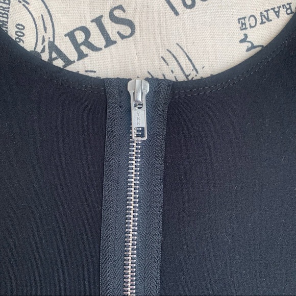 Theory Susan Classical Front Zip Bodycon Dress Black Sz 10 - Picture 3 of 16